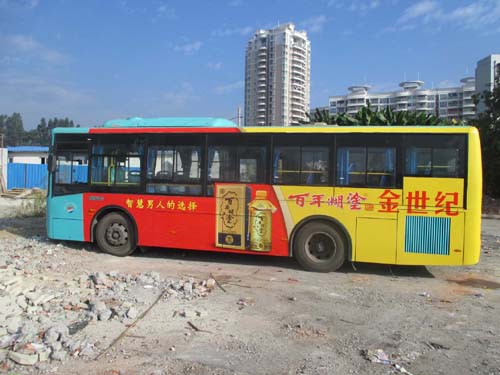 惠州公交车广告-百年糊涂车身客户案例